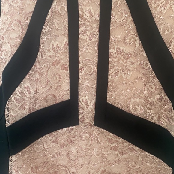 Beautiful Ivanka Trump dress - Picture 2 of 6